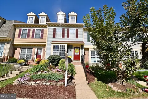 6553 Cypress Point Rd, Alexandria, VA 22312