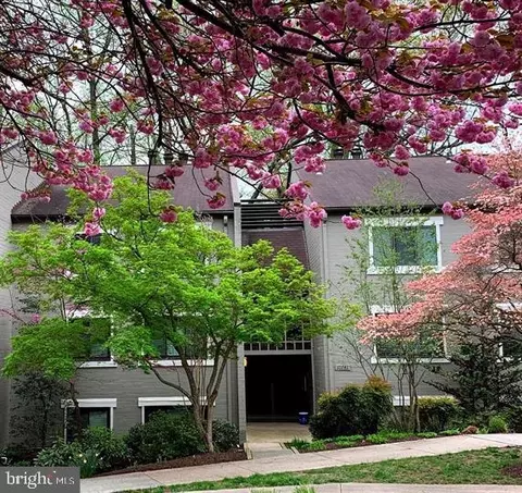 11741 Ledura Ct #105, Reston, VA 20191