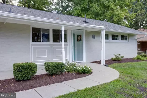 7412 Hogarth St, Springfield, VA 22151 photo 5