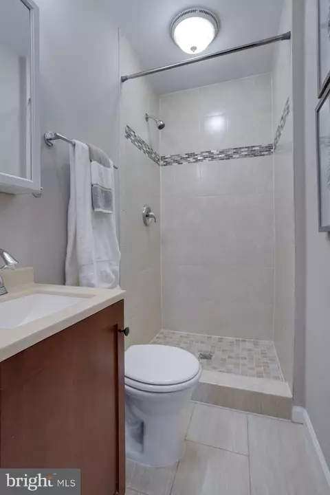 7412 Hogarth St, Springfield, VA 22151 photo 17