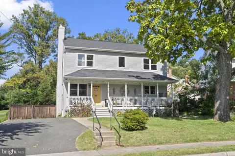 7012 Hickory Hill Rd, Falls Church, VA 22042