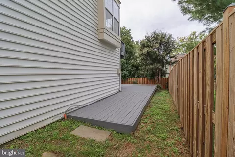 1100 Cypress Tree Pl, Herndon, VA 20170 photo 46