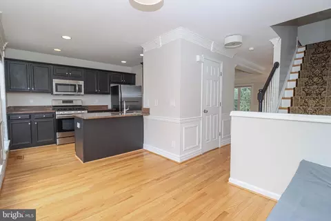 1100 Cypress Tree Pl, Herndon, VA 20170 photo 29