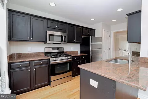 1100 Cypress Tree Pl, Herndon, VA 20170 photo 37