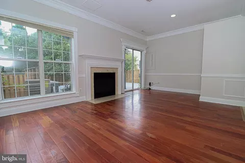 1100 Cypress Tree Pl, Herndon, VA 20170 photo 60