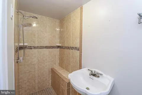 1100 Cypress Tree Pl, Herndon, VA 20170 photo 67