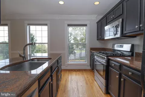 1100 Cypress Tree Pl, Herndon, VA 20170 photo 35