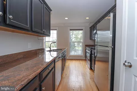 1100 Cypress Tree Pl, Herndon, VA 20170 photo 54