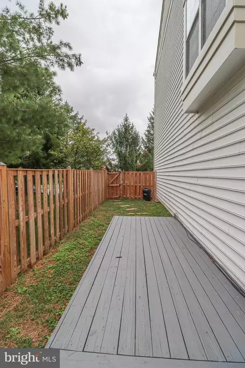 1100 Cypress Tree Pl, Herndon, VA 20170 photo 62