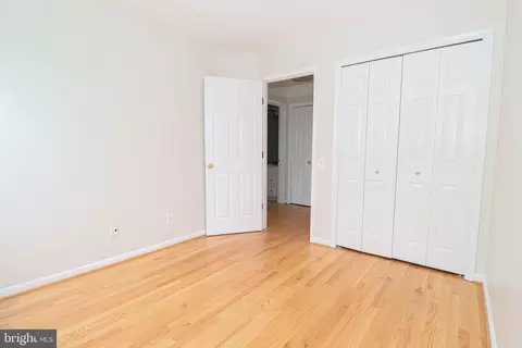 1100 Cypress Tree Pl, Herndon, VA 20170 photo 32