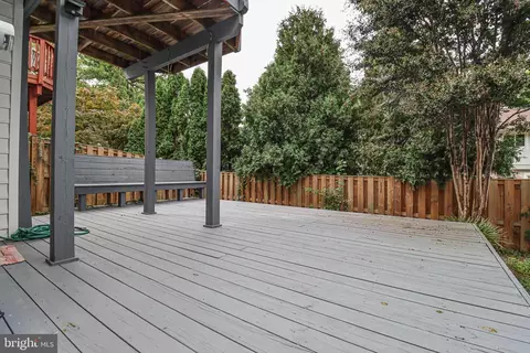 1100 Cypress Tree Pl, Herndon, VA 20170 photo 47