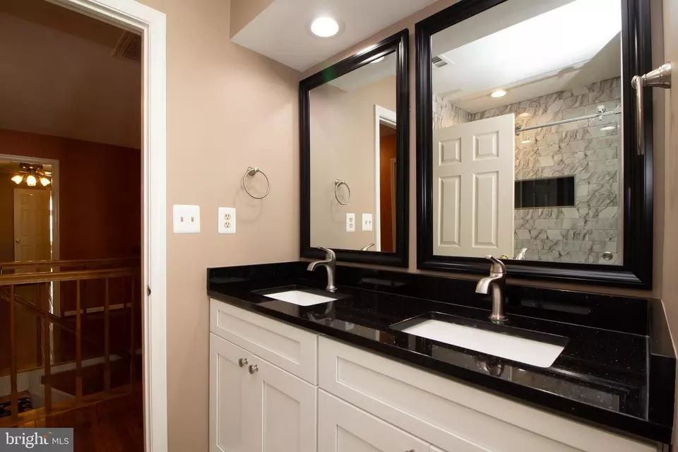  15338 Oakmere Pl, Centreville, VA 20120 photo 53