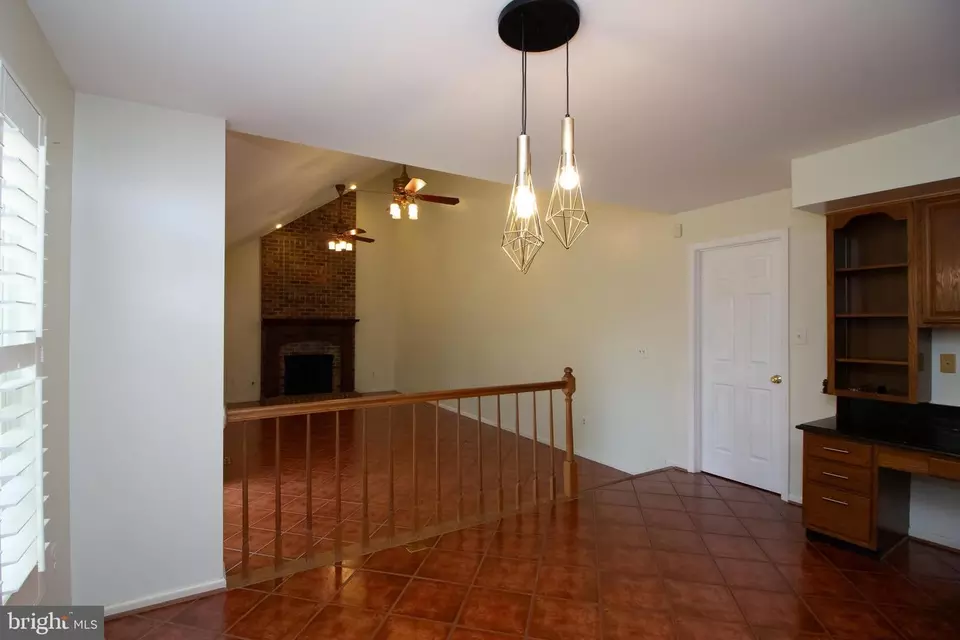  15338 Oakmere Pl, Centreville, VA 20120 photo 28