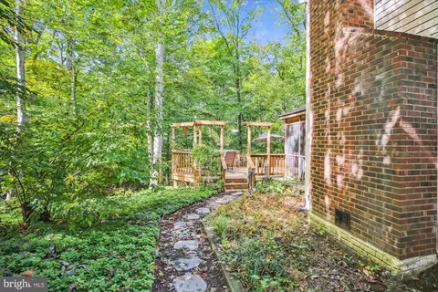 9207 Macswain Pl, Springfield, VA 22153 photo 42