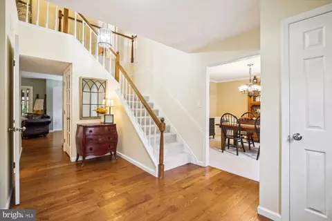 9207 Macswain Pl, Springfield, VA 22153 photo 8