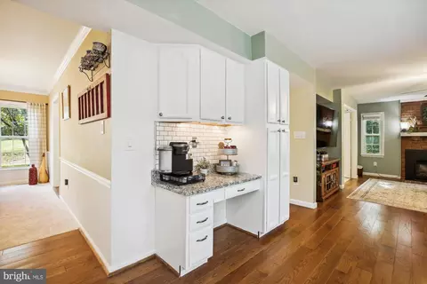 9207 Macswain Pl, Springfield, VA 22153 photo 19