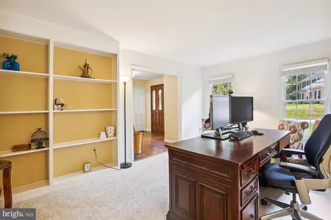 9207 Macswain Pl, Springfield, VA 22153 photo 24