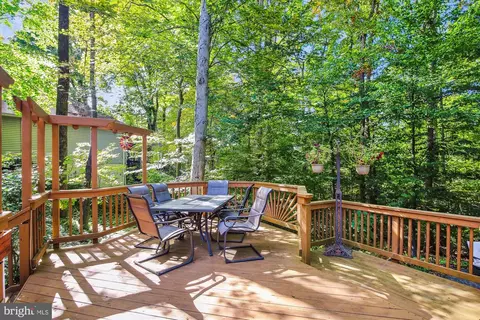 9207 Macswain Pl, Springfield, VA 22153 photo 32
