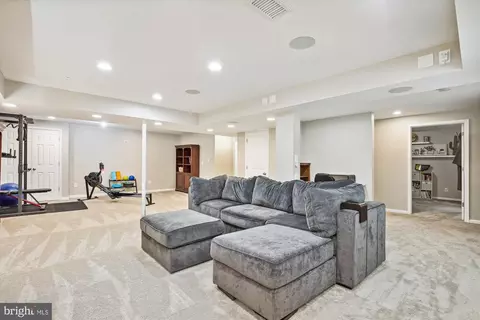 9207 Macswain Pl, Springfield, VA 22153 photo 70