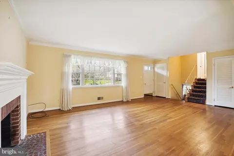 7107 Purdue Pl, Mclean, VA 22101 photo 10