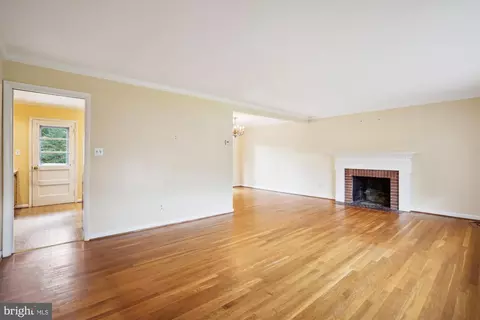 7107 Purdue Pl, Mclean, VA 22101 photo 8