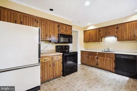 7107 Purdue Pl, Mclean, VA 22101 photo 14