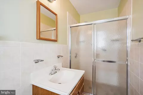 7107 Purdue Pl, Mclean, VA 22101 photo 24