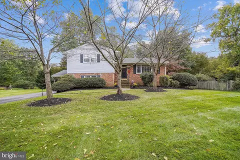 7107 Purdue Pl, Mclean, VA 22101