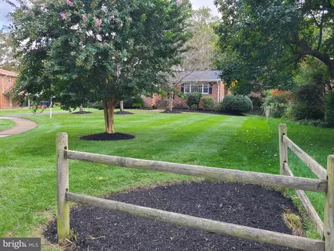 7107 Purdue Pl, Mclean, VA 22101 photo 7