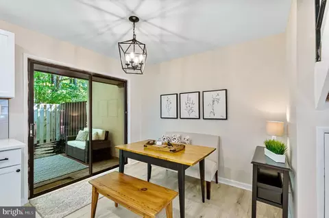 12124 Captiva Ct, Reston, VA 20191 photo 8