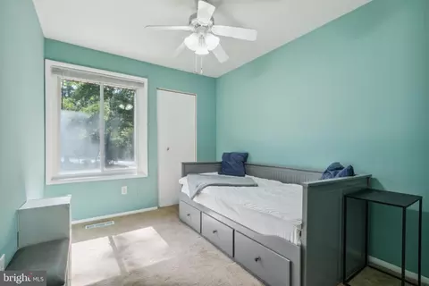 2286 White Cornus Ln, Reston, VA 20191 photo 12