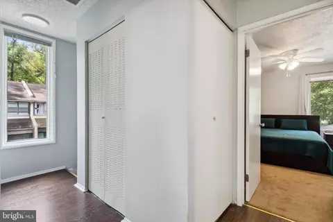 2286 White Cornus Ln, Reston, VA 20191 photo 20