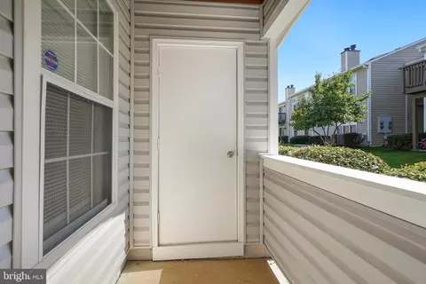 7813 Harrowgate Cir #B, Springfield, VA 22152 photo 21