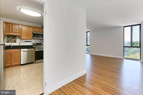 6800 Fleetwood Rd #804, Mclean, VA 22101 photo 9