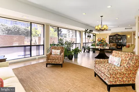 6800 Fleetwood Rd #804, Mclean, VA 22101 photo 6