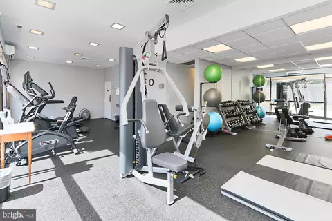 6800 Fleetwood Rd #804, Mclean, VA 22101 photo 41