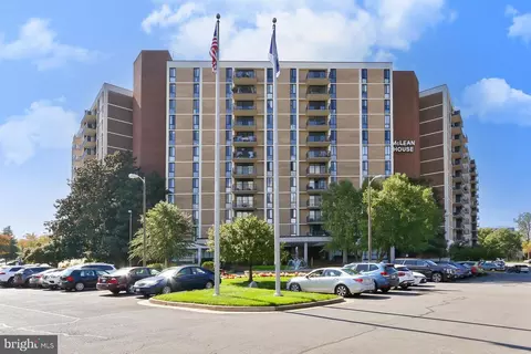 6800 Fleetwood Rd #804, Mclean, VA 22101 photo 3