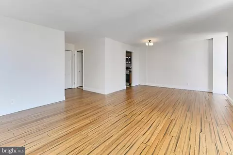 6800 Fleetwood Rd #804, Mclean, VA 22101 photo 19
