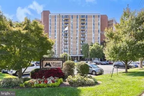 6800 Fleetwood Rd #804, Mclean, VA 22101