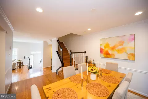 7205 Squirrel Run Ct, Springfield, VA 22152 photo 17