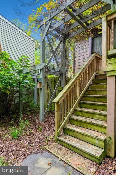 2363 Old Trail Dr, Reston, VA 20191 photo 37