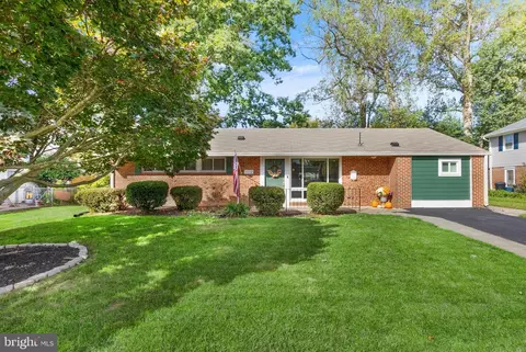 7312 Inzer St, Springfield, VA 22151 photo 4