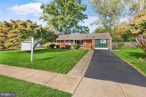 7312 Inzer St, Springfield, VA 22151 photo 3