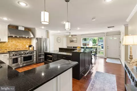 7312 Inzer St, Springfield, VA 22151 photo 13