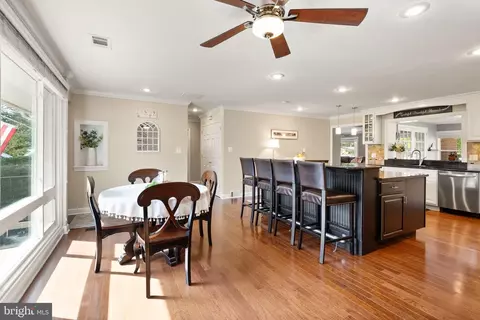 7312 Inzer St, Springfield, VA 22151 photo 10