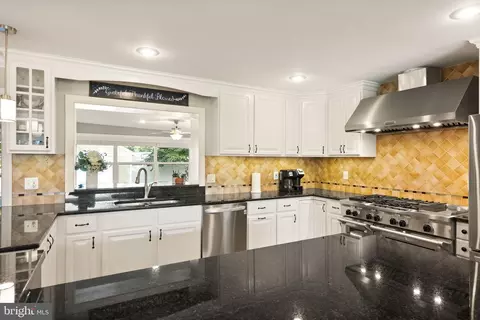 7312 Inzer St, Springfield, VA 22151 photo 19