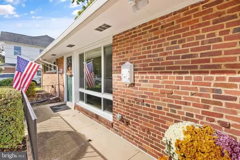 7312 Inzer St, Springfield, VA 22151 photo 6