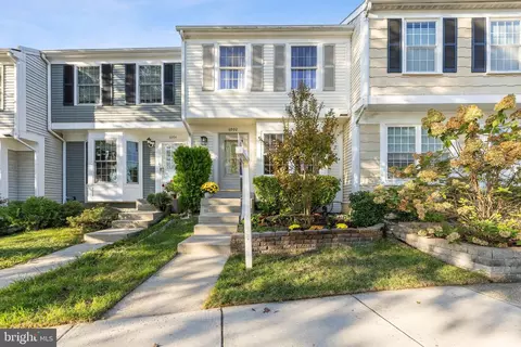 6992 Old Brentford, Alexandria, VA 22310