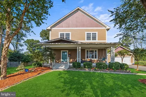 101 Monroe Hill Ct, Herndon, VA 20170