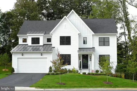 2518 Remington St, Falls Church, VA 22046